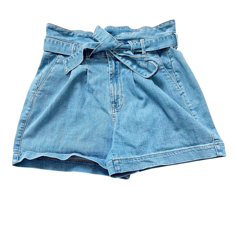 Reitmans Light Blue Jean Shorts with Matching Belt Size 30 Beach High Waisted